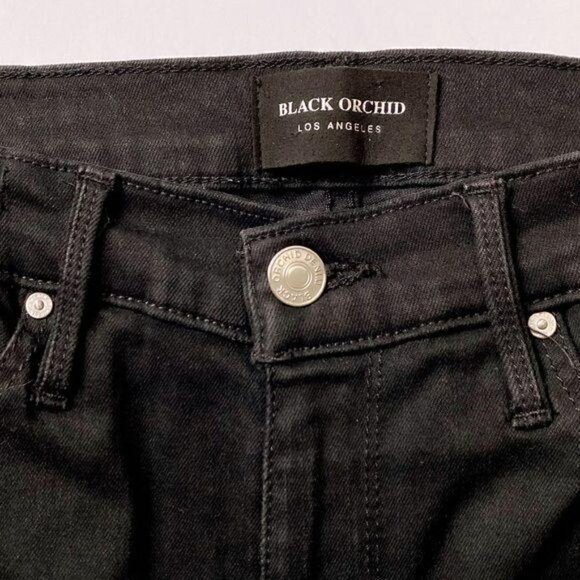 Black Orchid Lara Hi Rise Lace Down Skinny Jeans - Picture 9 of 12